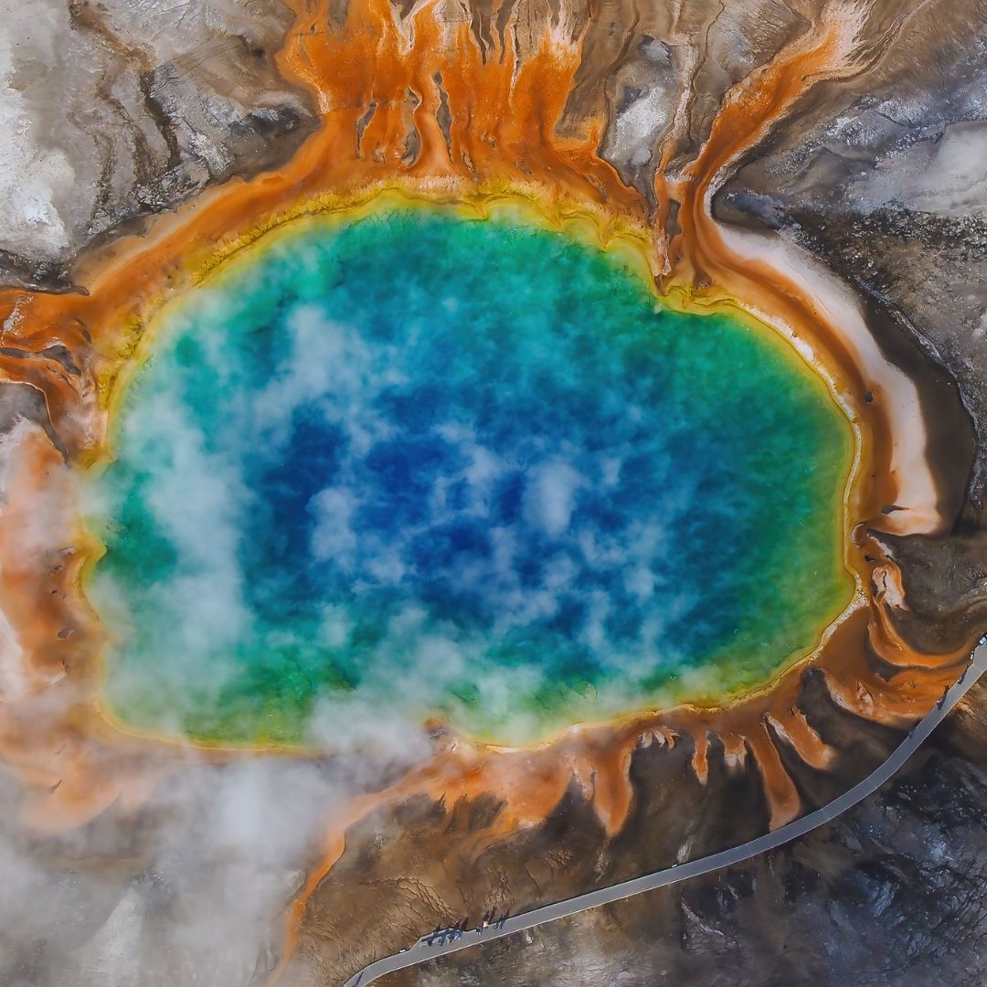 grand prismatic yellowstone